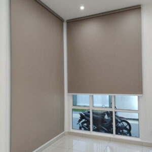 Roller Blinds in Dubai