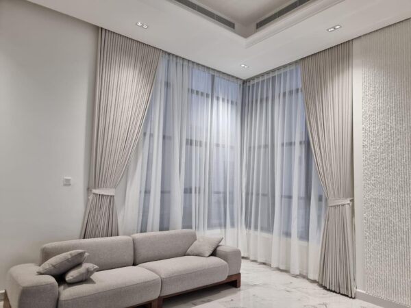 curtains and blinds