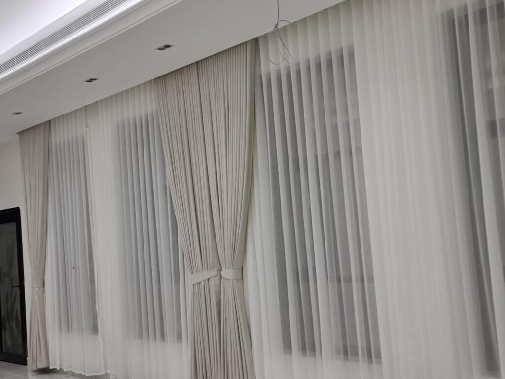 Curtains for bed room