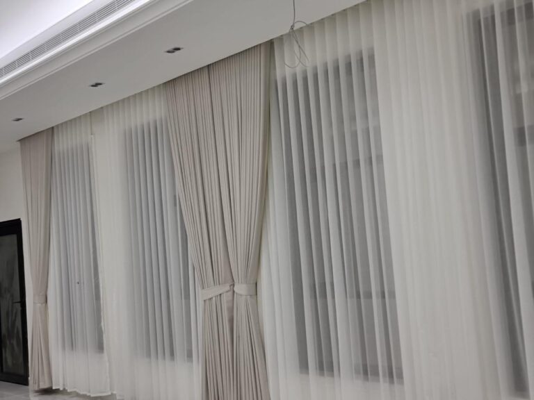 Curtains for bed room
