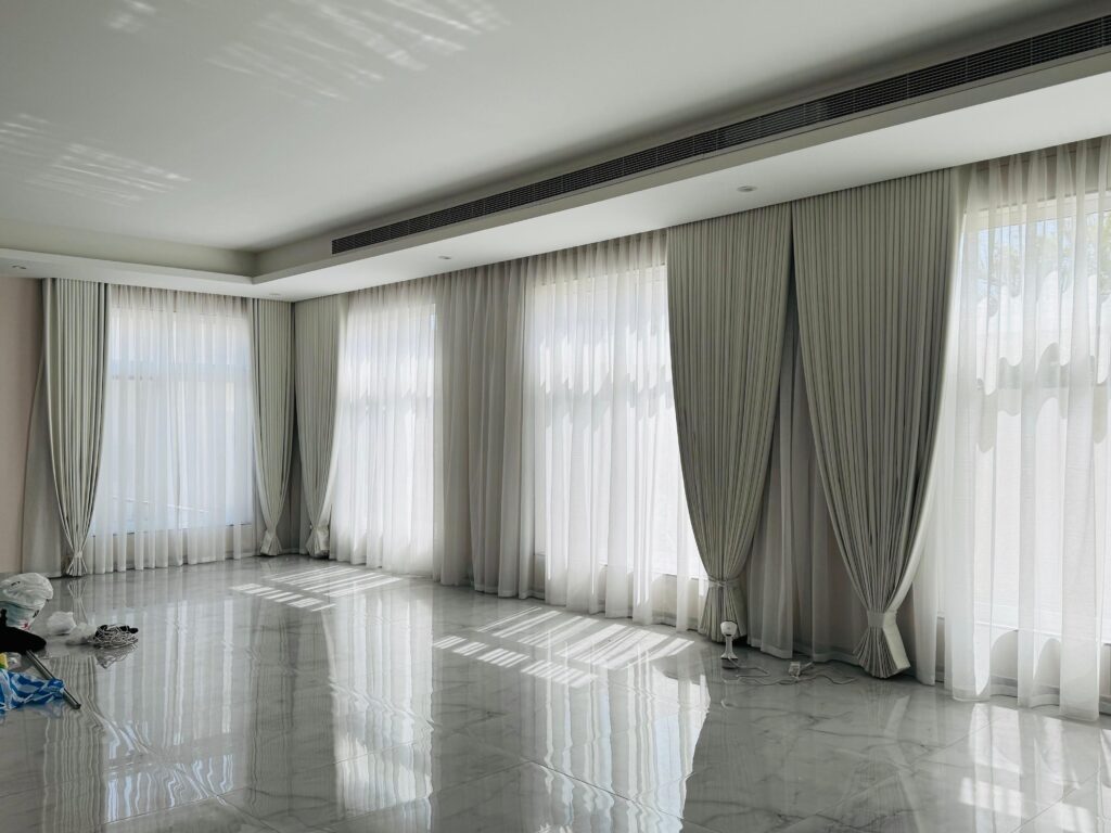 Top Trends in Curtains and Blinds for Dubai Homes 2025
